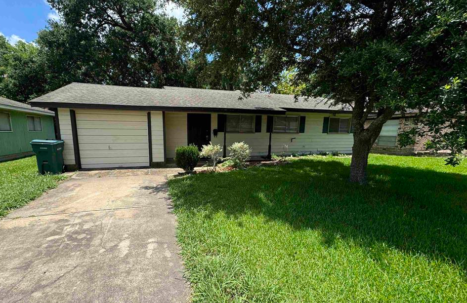 165 Smelker Avenue