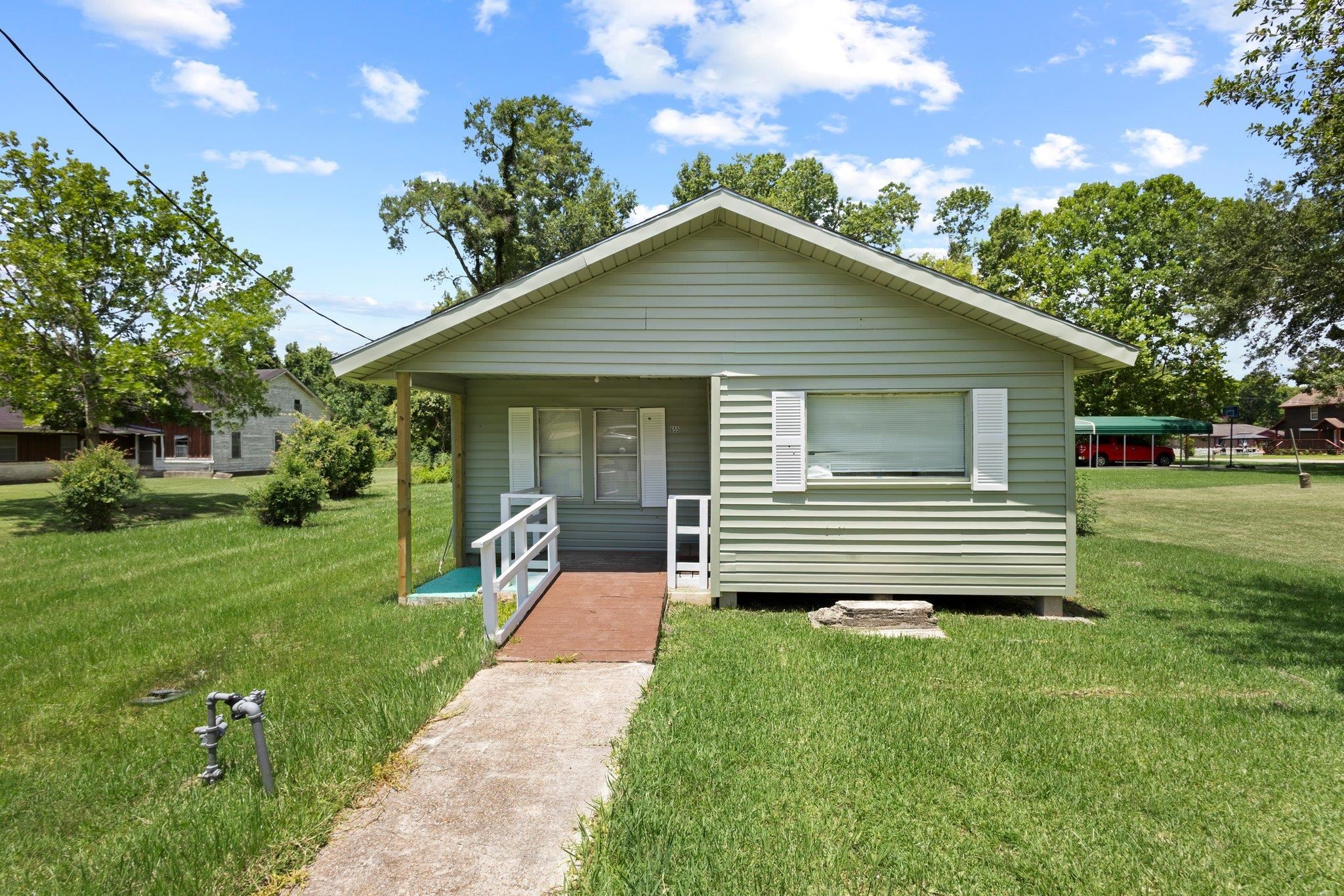 Property main image